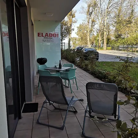 Platán-zemkov Apartmán *